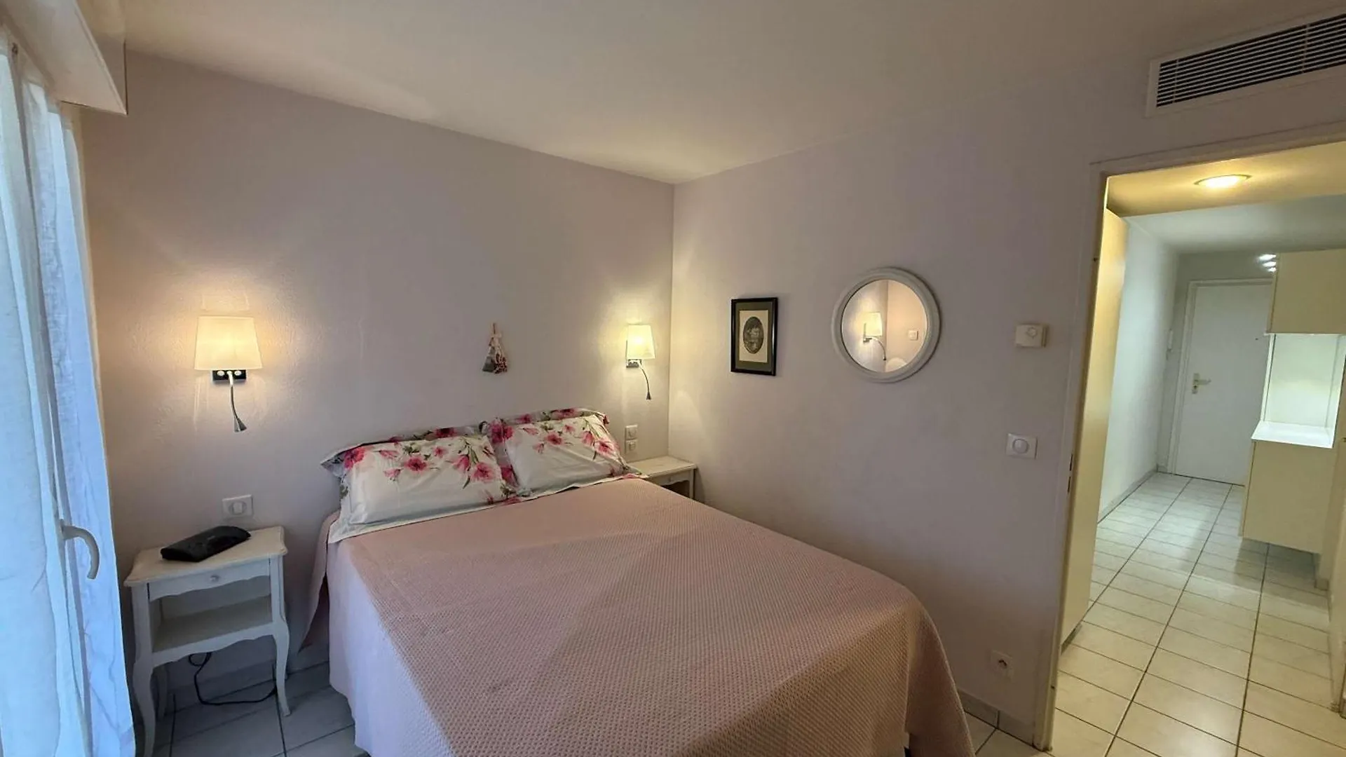 아파트 B051-Bel Appartement Au Centre Deux Chambres Et Parking Securise 칸느 프랑스